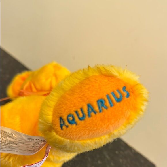 Russ Berrie & CO Teddy Bear Aquarius Zodiac Star Sign Yellow. Size 10” - Picture 3 of 12